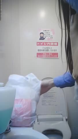 ZAY21022603~1~美女コンビニトイレ0504