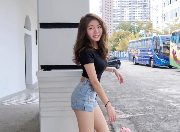 极品小仙女软萌乖巧瘦弱娇小身躯却有一双美乳大胸小伙今夜艳福不浅爽歪歪