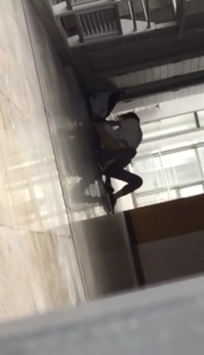 【国产馆】华师大中学生校园大尺度完整视频