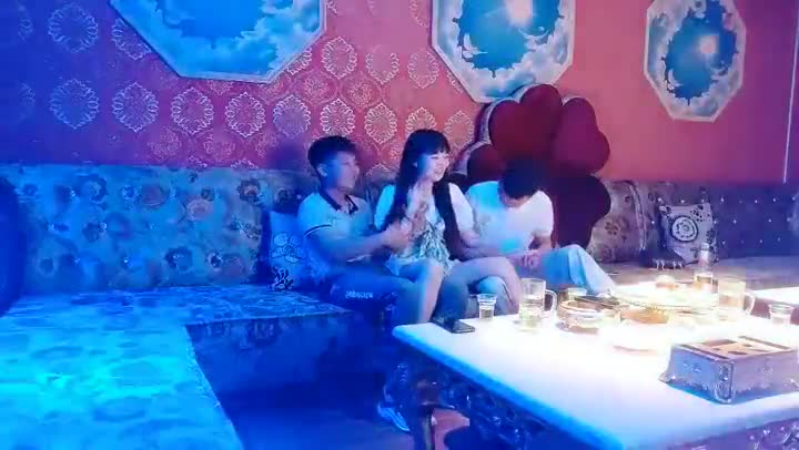 厅探花啪啪第一场20210607