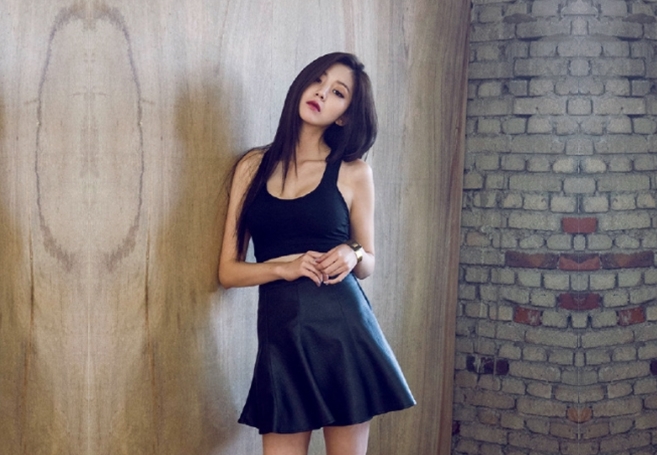 再约良家珠宝女被窝里拉出来再来一炮怼着骚穴猛操侧入骑乘搞得骚女全身瘫软