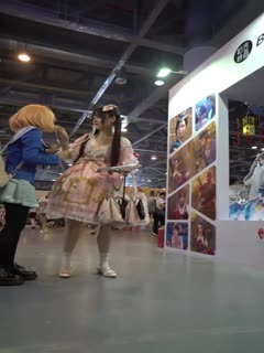 屁股嫩嫩的妹子哟