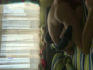 我害羞校花级小美女穿着空姐制服黑丝和排骨男友在房间啪啪