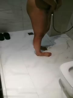 【little学妹】约炮高颜值妹纸口交啪啪各种角度猛