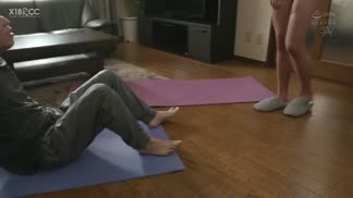 PFES-015襲われ待ち。汗だく自宅レッスン開催中。隙しか見せないパーソナルトレーナー 長谷川りさ