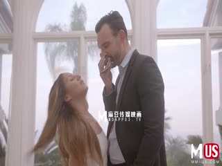 麻豆AV 麻豆US LAA0067 法語家教的性知識 Liv Revamped