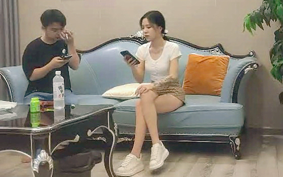 顶级高端外围场苗条00后女神清纯初恋脸