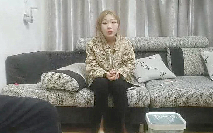 2000网约兼职商场导购22岁C罩杯