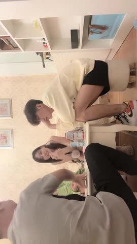 【是不良人探花】，今晚女神之夜，平面模特，抖音主播，三人快乐斗地主，游戏完抱佳人上床，淫声浪语香艳力作