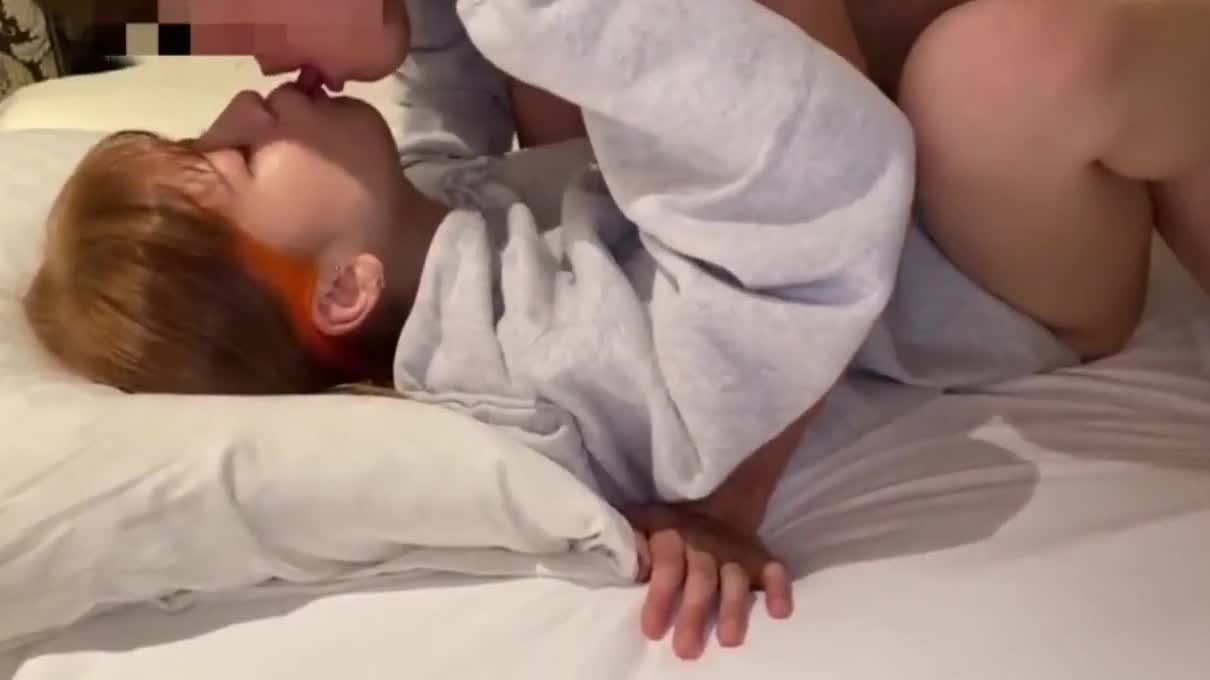 19岁极品清纯乖乖女惹人爱_HD