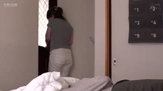 SPRD-1336女婿 為性慾超強女婿而瘋狂的岳母 真田紗也子