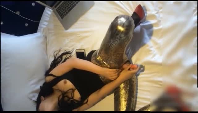 性感皮裤高跟36D爆乳情人性欲高涨 浪叫不断 使劲操我