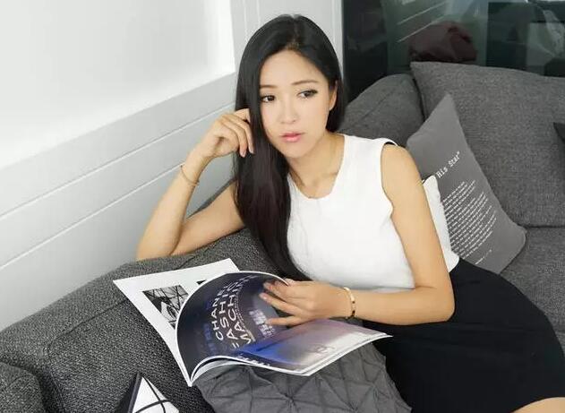 大奶媳妇性欲太强天天要操自己上马自娱自乐式狂操