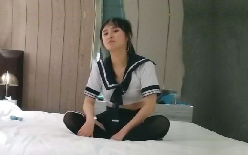 第二场脱光干985大学校花兼职学妹21岁神似郑爽清纯乖巧