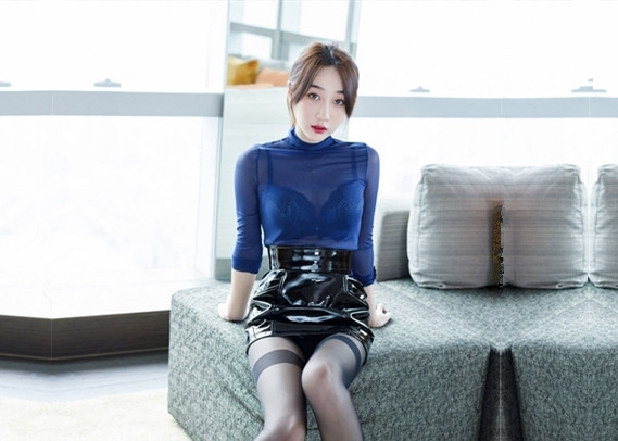 小骚货真会玩眼神魅惑女上位蜜桃臀视觉效果一级对着镜头岔开双腿骚穴特写超宠粉