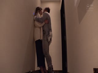 BLK-596 都合のいいタダマン オヤジ大好き欲求不満ビッチと朝までナマでパコパコ1