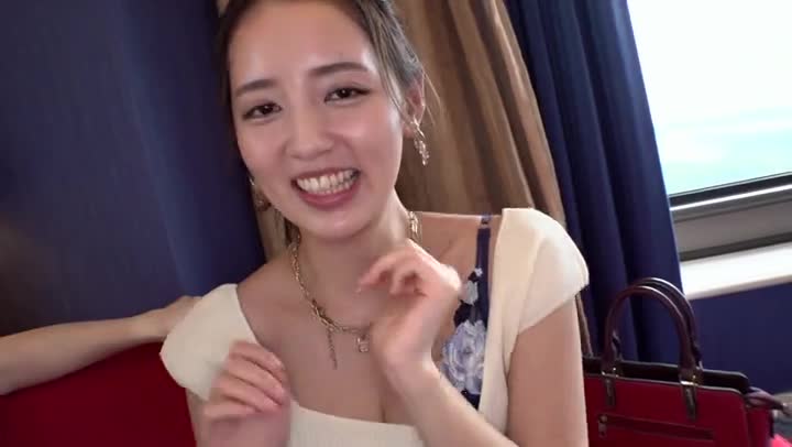 MAAN-832 - みさき【熱烈プロポーズ大作戦×ドレス乱れるウエディング性交】容姿端麗なクール美女でも中身はド天然お姉さんテントでこっそり口淫フェラ艶やか過