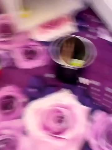 【 超 極 品 推 薦 】 綠 帽 男 開 發 悶 騷 女 友 第 一 次