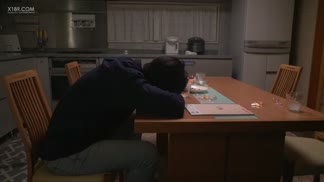 DVAJ-449在棉被裡忍住聲音 發出濃厚抽插性交聲音 都快被發現了的不倫生活