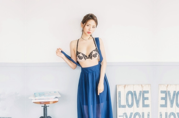 26岁良家长腿小姐姐大神战力持久鸳鸯浴后再干第二炮舔穴抽插