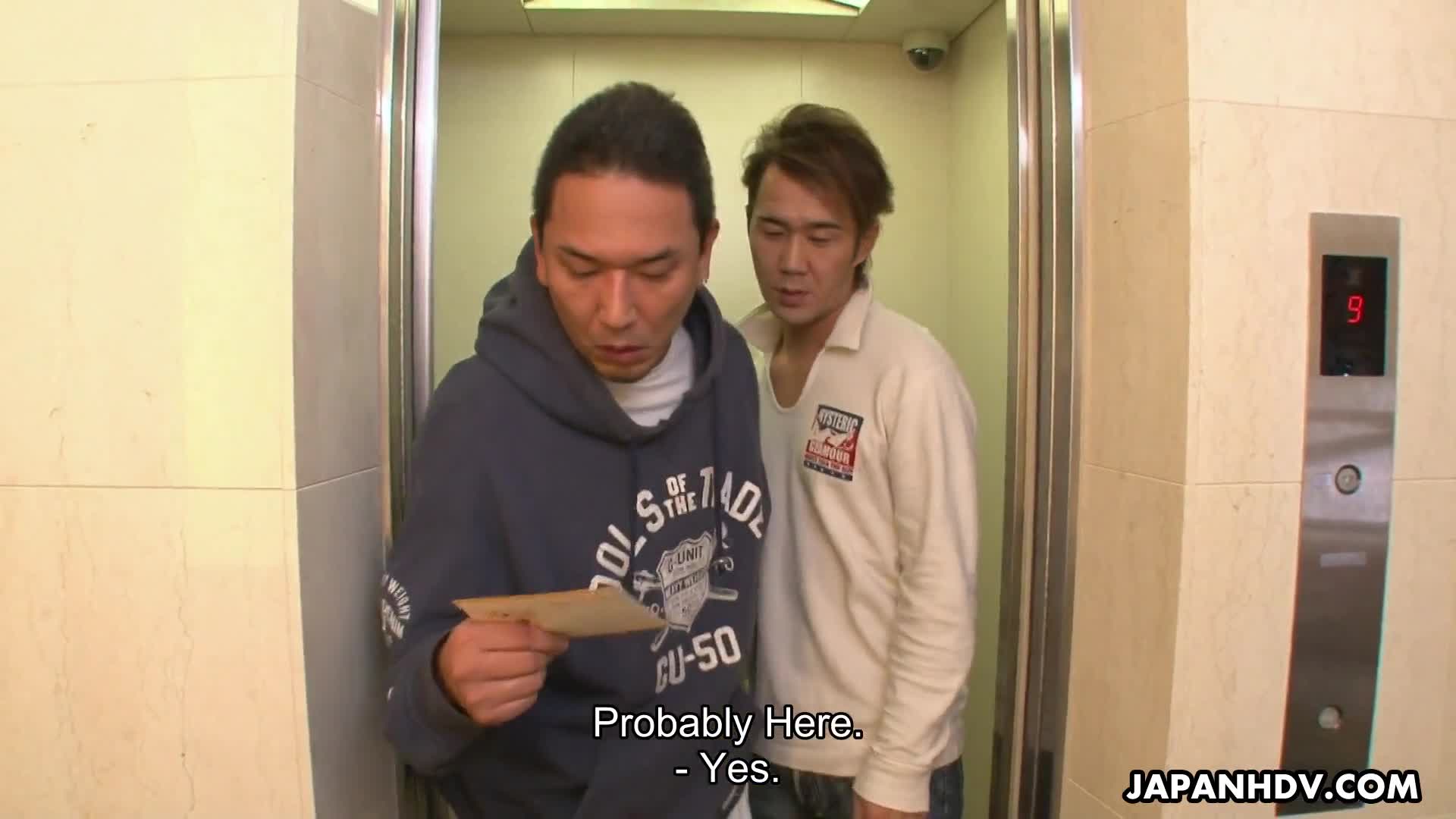 大神喵先生千人斩之我的日本朋友来给我送口罩顺便来一发