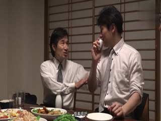 妻子秘密被睡走… ～有寝取愿望老公企划的中出不伦性交～ 小泉日向