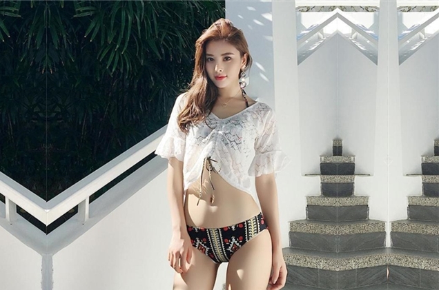 今晚风骚老婆上场黑森林骚穴极其诱人水声阵阵浪叫连连偷腥男女激情一炮