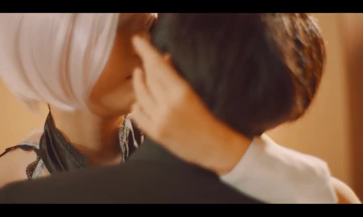 渣女来袭深夜露脸与大哥激情户外啪啪 好身材翘挺的奶子 站着让大哥抗腿抽插抱起来干到喷尿 暴力干菊花 new