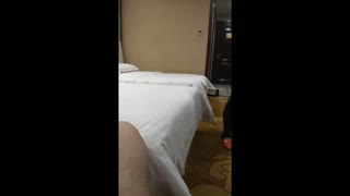 [国产精选!] 酒店妹来借高利贷~借款人突然兽性大发~服务越好利息降越低.