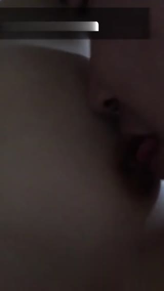 云南茶行老板娘和地方混混开房缴保护费~连身体都奉上了.