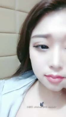 野猫妹妹_三月二十七号扣逼自慰