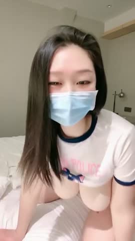 极品巨乳好妹纸的钟情诱惑《蜜汁大鲍鱼》白嫩大爆乳软软的 弹性十足 适合乳交啪啪操