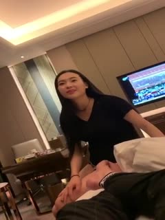 和一眼钟情小妹谈价格，说话好温柔