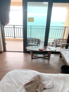 海景公寓房给大家表演操逼1