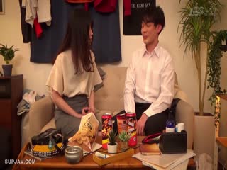 477GRMR-079 愚痴を聞いてもらううちうっかり性欲弾けて會社の同期と初めての浮気SEX