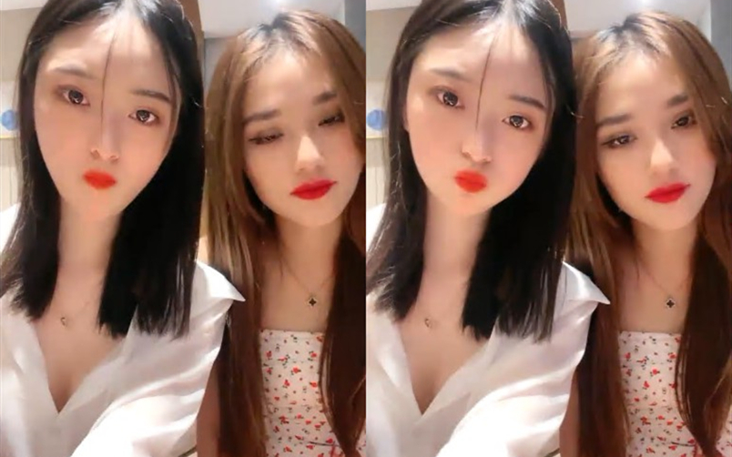 精精和腿腿老哥不得行了让两个妹子自己玩随音乐扭动慢慢脱掉脱下丝袜两个碰一起掰开假吊插对方跳蛋塞入