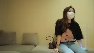 约操女神级高素质极品大胸妹,前凸后翘,皮肤雪白,一线天粉嫩美穴,操的销魂淫叫