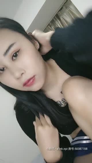 长腿校花02-22直播实录