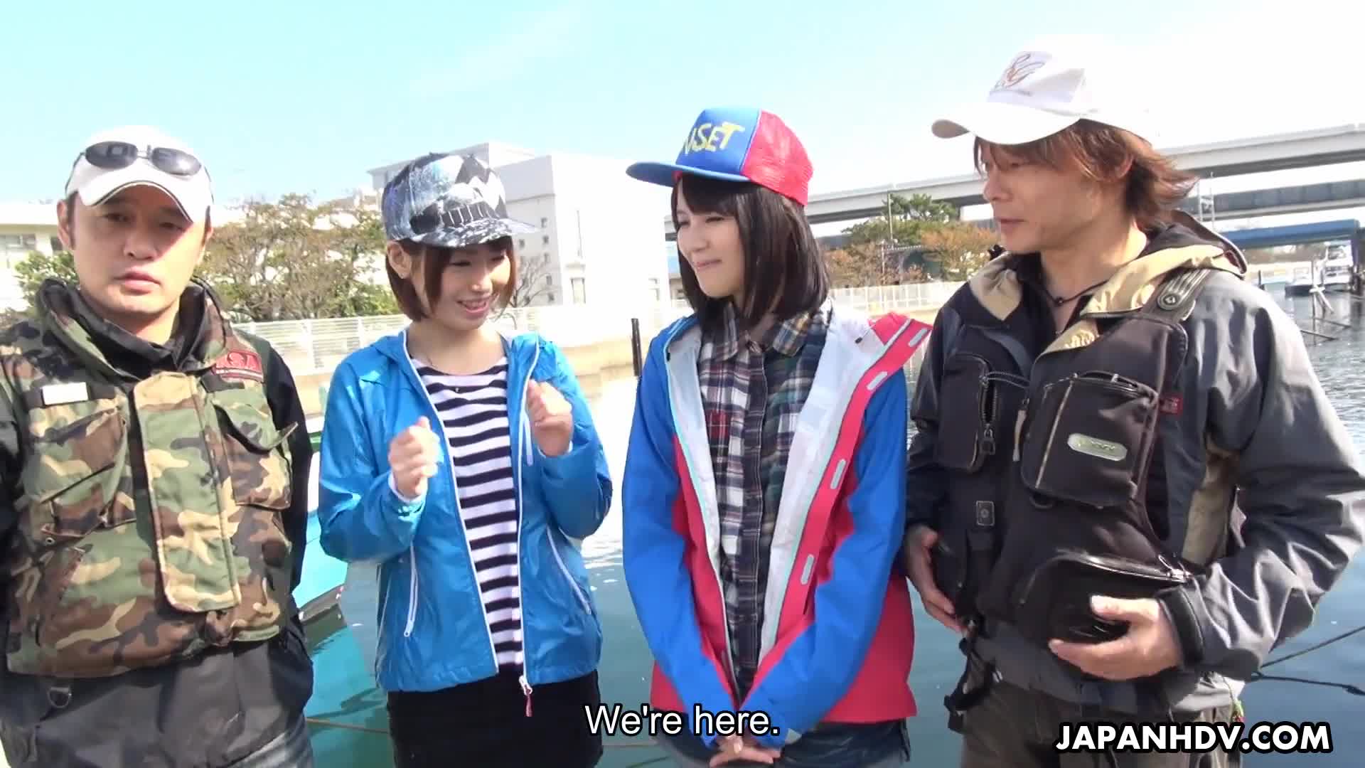 大学清纯可爱女神和男友自拍口交功夫了得就喜欢她做爱时边享受又腼腆的表情