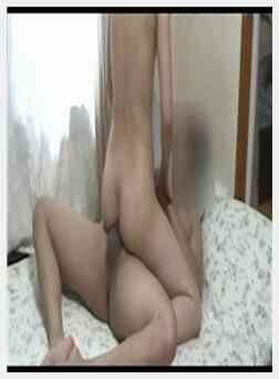 经常一起玩群P的哥们出差让我去他家陪她漂亮小媳妇过夜