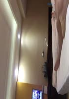 微信搜索附近的人搭讪认识个开奔驰的气质富姐酒店开房约炮