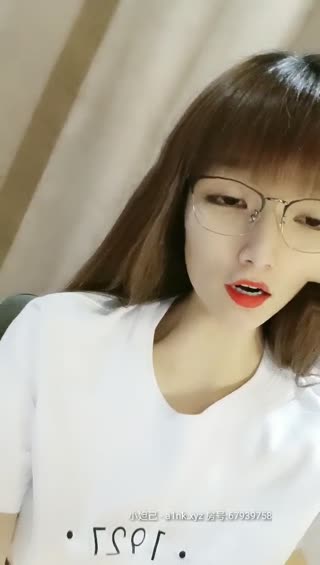 三线嫩模04-12第二场