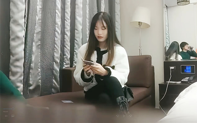 168cm大长腿清纯外围女神卖B实录