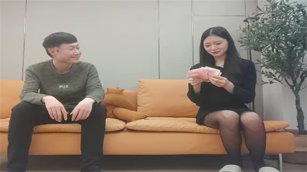 哥现在只是个传说！170CM黑丝长腿女神让你欲仙欲死