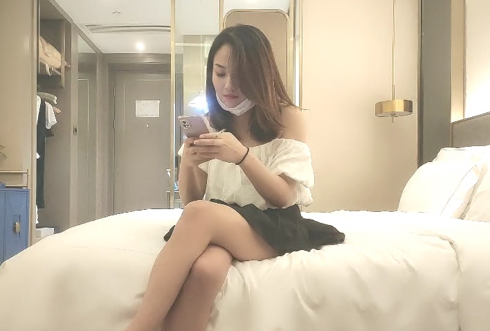 小马寻花2800网约极品外围甜美温柔身材好尤物温柔如水又听话配合啪啪娇喘不断