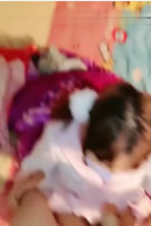 极品小萝莉被脱内裤狂操紧穴！特写猛烈进出抽插浪叫高潮