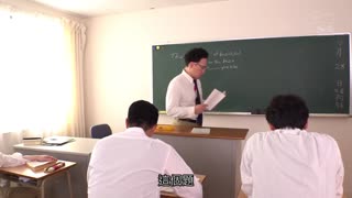 股下88公分修長美腳少女 高叉制服誘惑 橋本有菜 SSNI-621