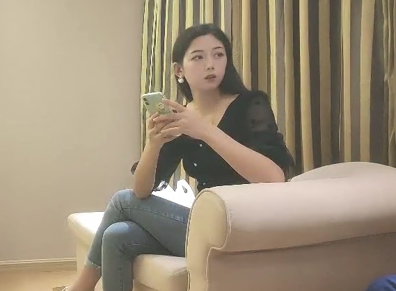 再约外围女神肤白貌美大长腿温柔甜美乖巧小马哥大展神威娇喘呻吟精品