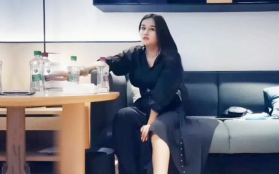 性格超好兼职美御姐笑起来甜美