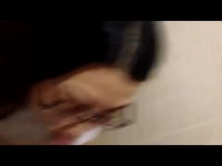 台湾高中情侶做愛內射！！